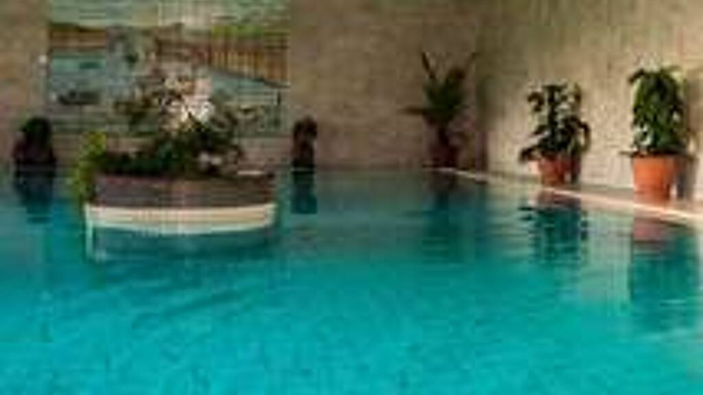 Sonstiges zum Kauf als Kapitalanlage geeignet 990.000 € 18 Zimmer 2.155 m² 8.796 m² Grundstück Bad Wilsnack 19336