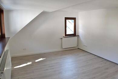 Wohnung zur Miete 580 € 4 Zimmer 68 m² Dachgeschoss, 3. Geschoss frei ab 01.09.2025 Bad Wildbad Bad Wildbad 75323
