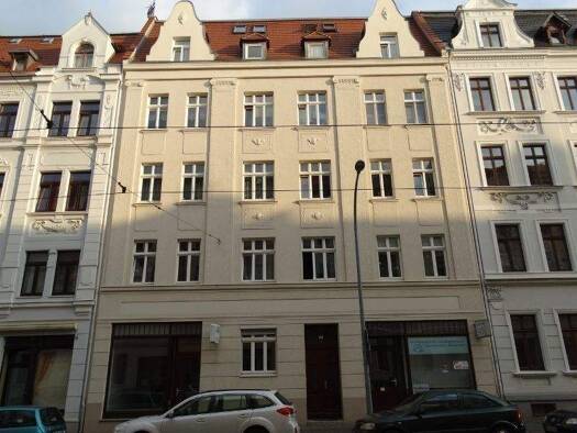 Wohnung zur Miete 350 € 2 Zimmer 60,9 m² Dachgeschoss, 4. Geschoss frei ab sofort Kunnerwitzer Straße 7 Südstadt Görlitz 02826
