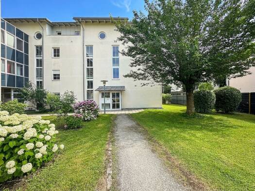Studio zum Kauf 120.000 € 1 Zimmer 34 m² Traunreut 83301