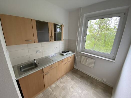 Wohnung zur Miete 330 € 2 Zimmer 44,1 m² 1. Geschoss frei ab 01.11.2026 Helmut-Kohl-Straße 63 Innenstadt Dessau-Roßlau 06842