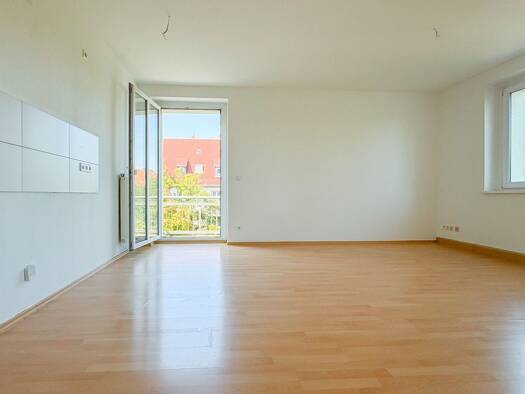 Wohnung zur Miete 295 € 2 Zimmer 52,5 m² 3. Geschoss Franz-Mehring-Straße 31a Pölbitz Zwickau 08058