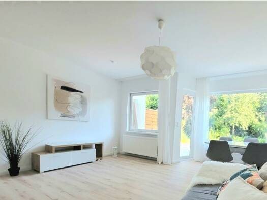 Reihenmittelhaus zum Kauf 888.800 € 5 Zimmer 137 m² 144 m² Grundstück frei ab sofort Osdorf Hamburg 22609