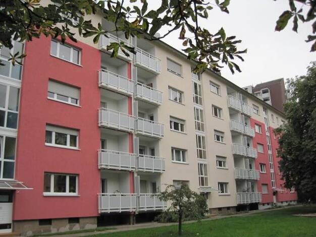 Wohnung zur Miete 866 € 3 Zimmer 74,4 m² 3. Geschoss frei ab 31.08.2026 Heilbronner Straße 36 Rintheim Rintheim 76131