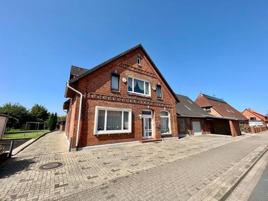 Einfamilienhaus zum Kauf 219.000 € 9 Zimmer 220 m² 2.081 m² Grundstück Westen Dörverden 27313