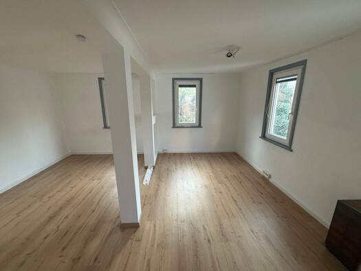 Wohnung zur Miete 750 € 4 Zimmer 96 m² 2. Geschoss Wangen Stuttgart 70327