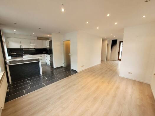 Wohnung zur Miete 740 € 2 Zimmer 80 m² 1. Geschoss Neustadt Waiblingen 71336