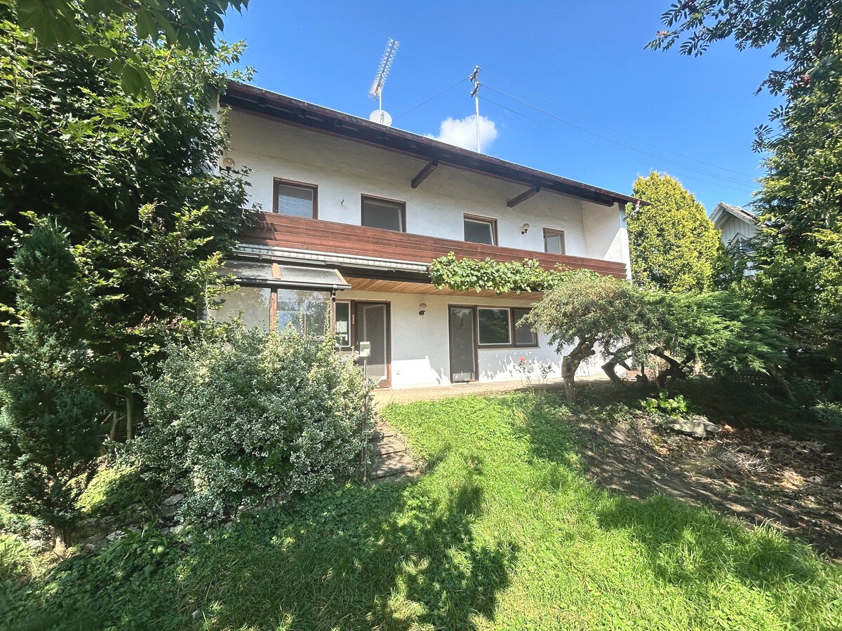 Einfamilienhaus zum Kauf 259.000 € 8 Zimmer 150 m²<br/>Wohnfläche 709 m²<br/>Grundstück Mindelzell Ursberg / Mindelzell 86513