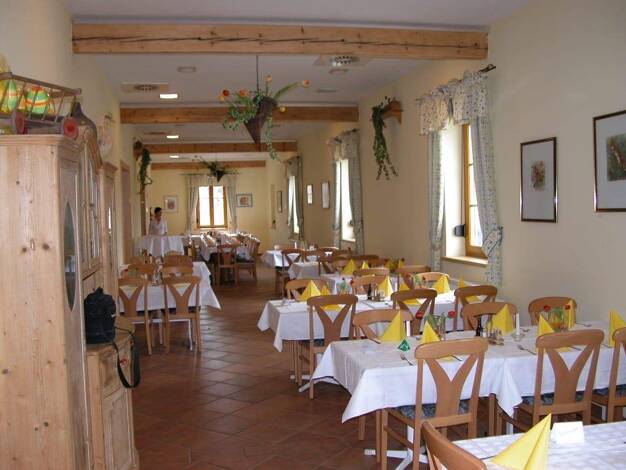 Restaurant zum Kauf 850.000 € 4.457 m² Grundstück Zillingdorf-Bergwerk 2491