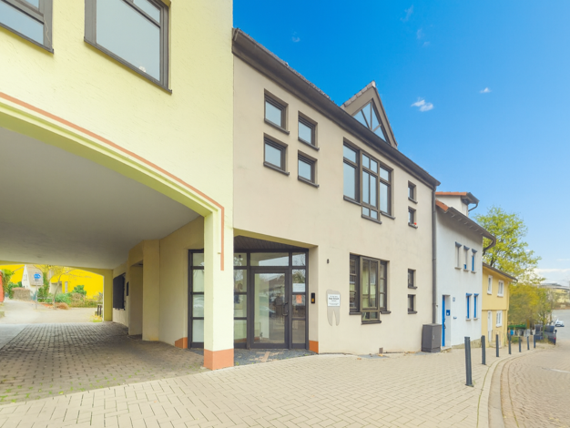 Mehrfamilienhaus zum Kauf 629.000 € 13 Zimmer 389 m² Grundstück frei ab 01.04.2026 Hünfeld 36088