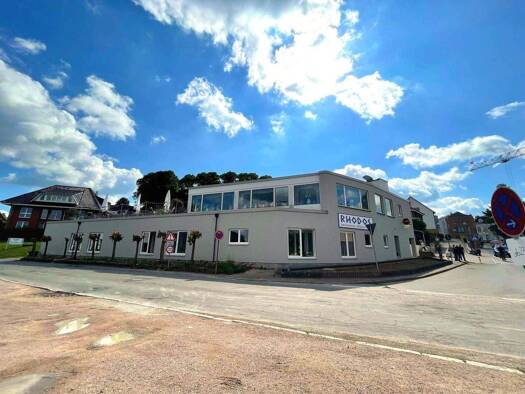 Wohnung zur Miete 830 € 2 Zimmer 67,7 m² frei ab 01.03.2026 Paul-von-Schoenaich-Straße 1 Reinfeld 23858