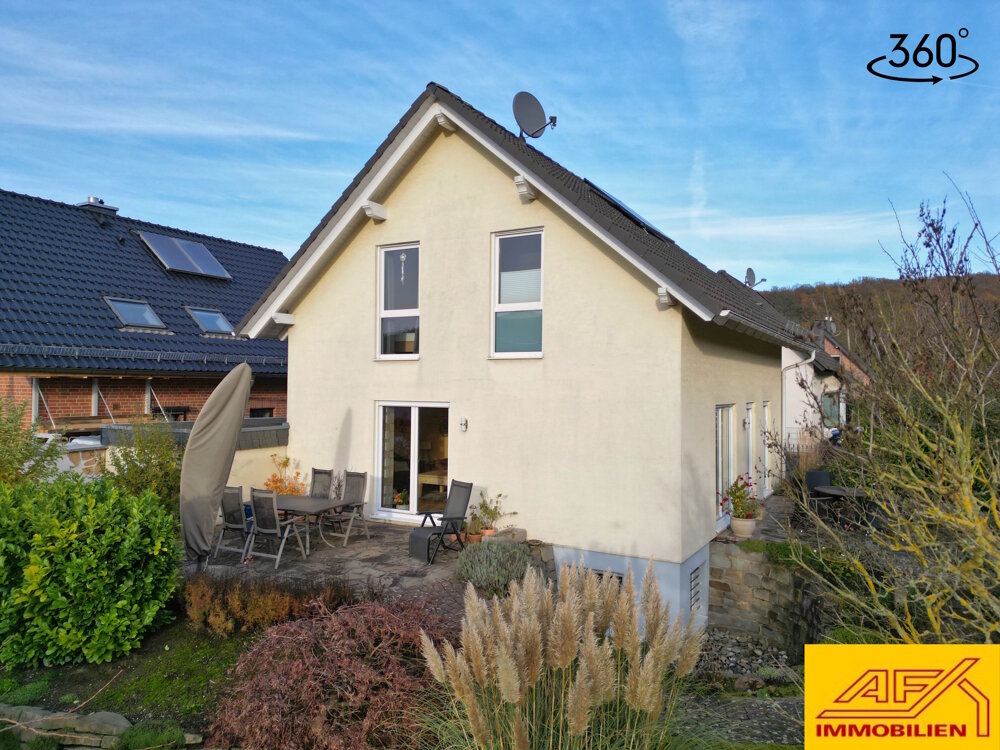 Einfamilienhaus zum Kauf 389.000 € 4 Zimmer 109 m²<br/>Wohnfläche 411 m²<br/>Grundstück Arnsberg - Süd Arnsberg 59821