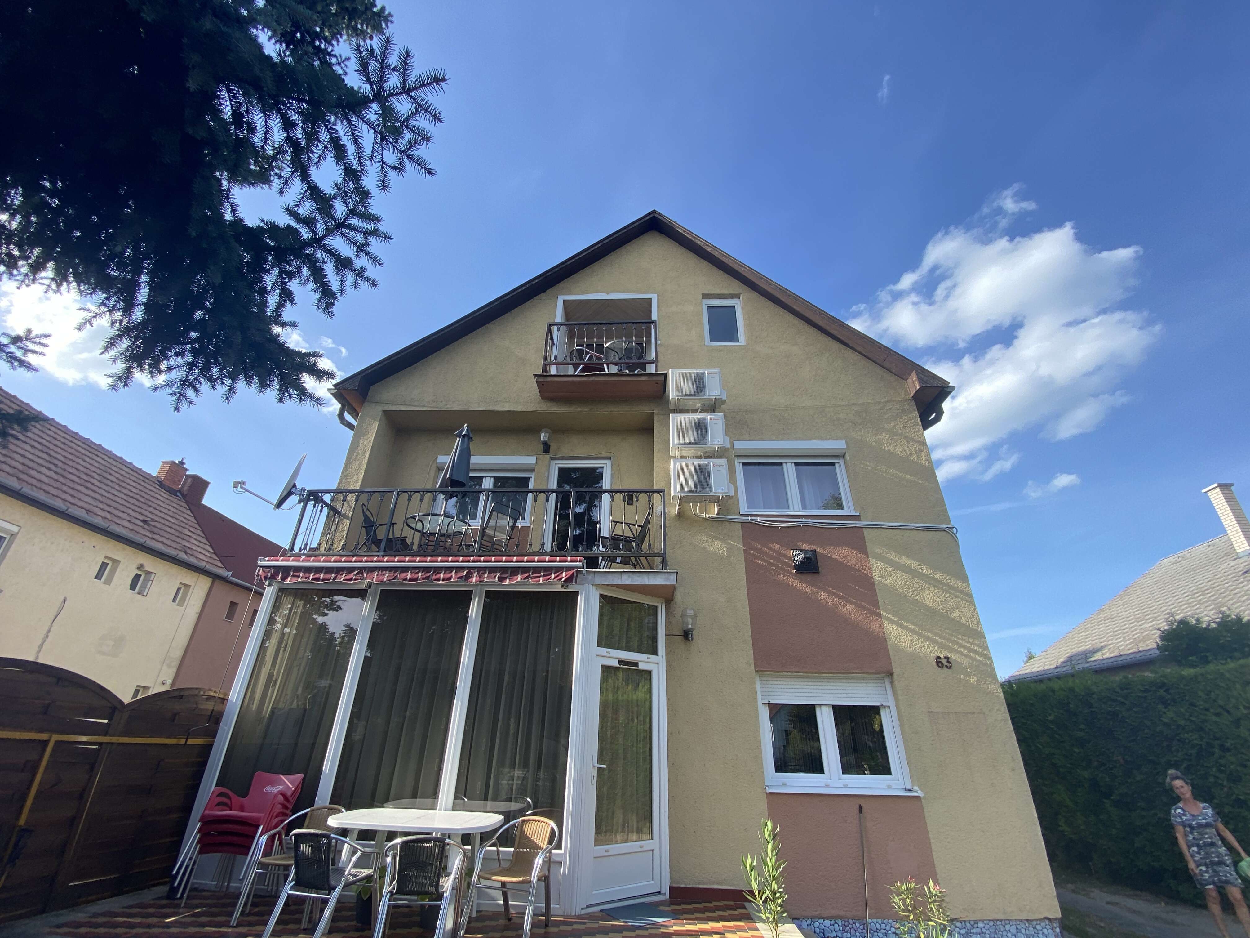 Einfamilienhaus zum Kauf 438.990 € 12 Zimmer 240 m²<br/>Wohnfläche 533 m²<br/>Grundstück ab sofort<br/>Verfügbarkeit Siófok 8600