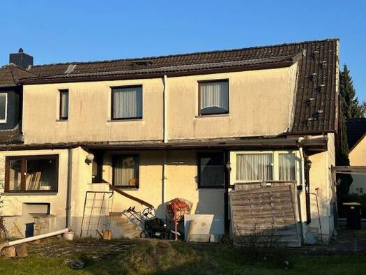 Doppelhaushälfte zum Kauf 199.000 € 4 Zimmer 105 m² 600 m² Grundstück frei ab sofort Lehndorf Braunschweig 38116