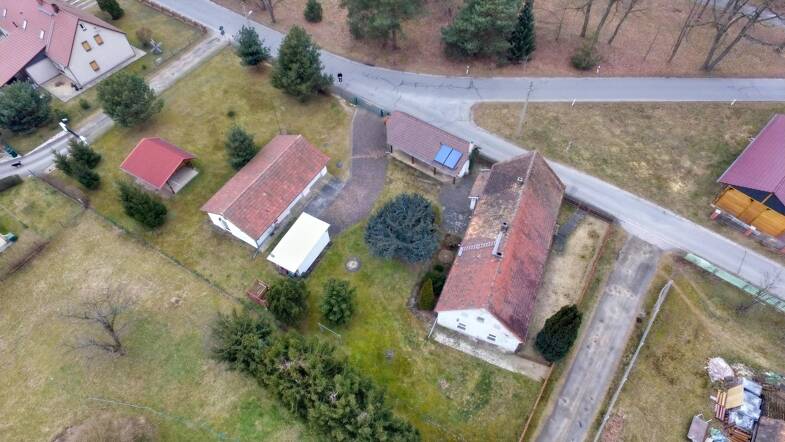 Einfamilienhaus zum Kauf 137.000 € 4 Zimmer 110 m² 1.688 m² Grundstück Hähnichen Hähnichen 02923