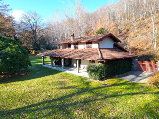 Haus zum Kauf 500.000 € 3 Zimmer 113 m² 12.000 m² Grundstück frei ab sofort Bracchio 