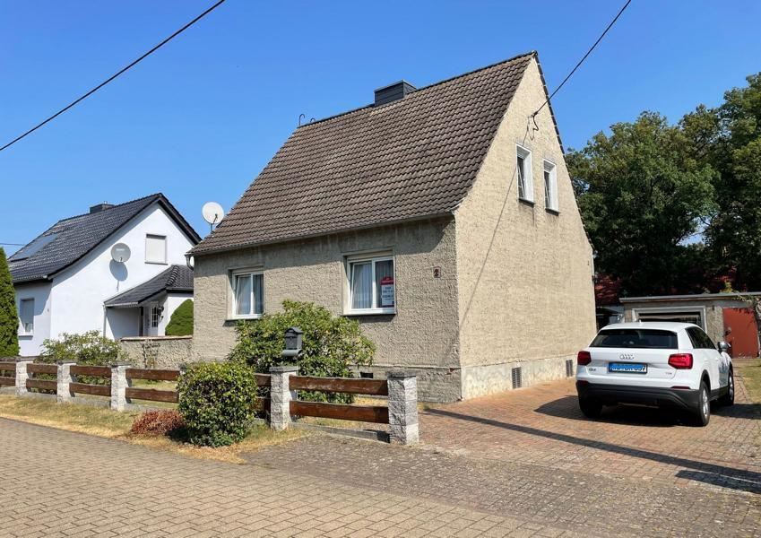 Einfamilienhaus zum Kauf 96.500 € 5 Zimmer 110 m²<br/>Wohnfläche 965 m²<br/>Grundstück ab sofort<br/>Verfügbarkeit Ahornweg 2 Jeber-Bergfrieden Jeber-Bergfrieden 06868