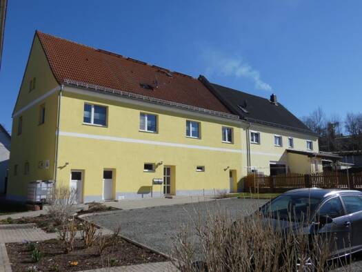 Mehrfamilienhaus zum Kauf 262.900 € 12 Zimmer 336 m² 946 m² Grundstück Baldenhain Großenstein 07580