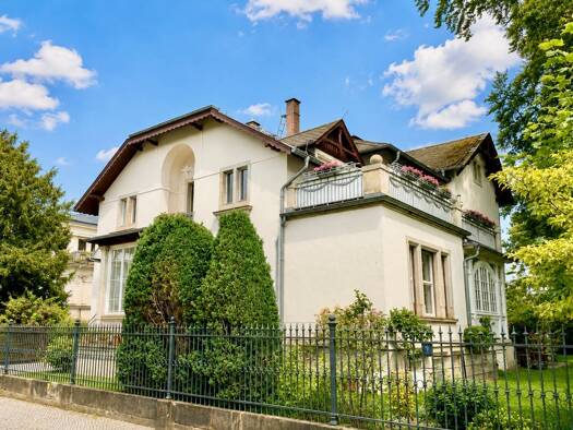 Maisonette zum Kauf 1.300.000 € 5,5 Zimmer 260 m² Geschoss 1/2 Blasewitz Dresden 01309