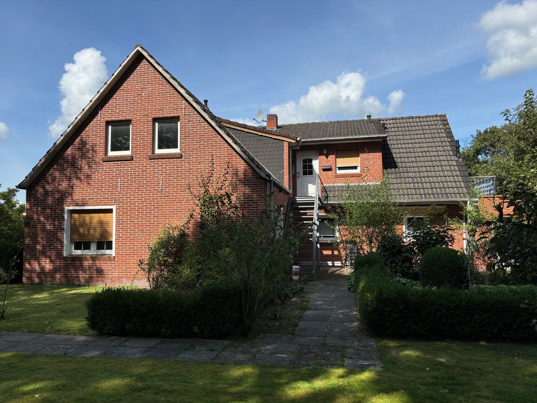 Einfamilienhaus zum Kauf provisionsfrei 245.000 € 7 Zimmer 140 m²<br/>Wohnfläche 1.914 m²<br/>Grundstück Victorbur Südbrookmerland 26624