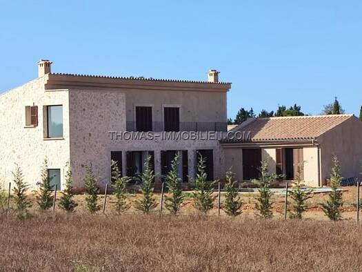 Villa zur Miete 6.000 € 5 Zimmer 500 m² 15.000 m² Grundstück Algaida 07210