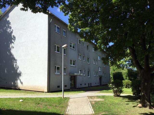 Wohnung zur Miete 526,35 € 3 Zimmer 60,5 m²<br/>Wohnfläche 1.<br/>Geschoss 01.10.2024<br/>Verfügbarkeit Helsaer Straße 48 Eichwald Kassel 34123