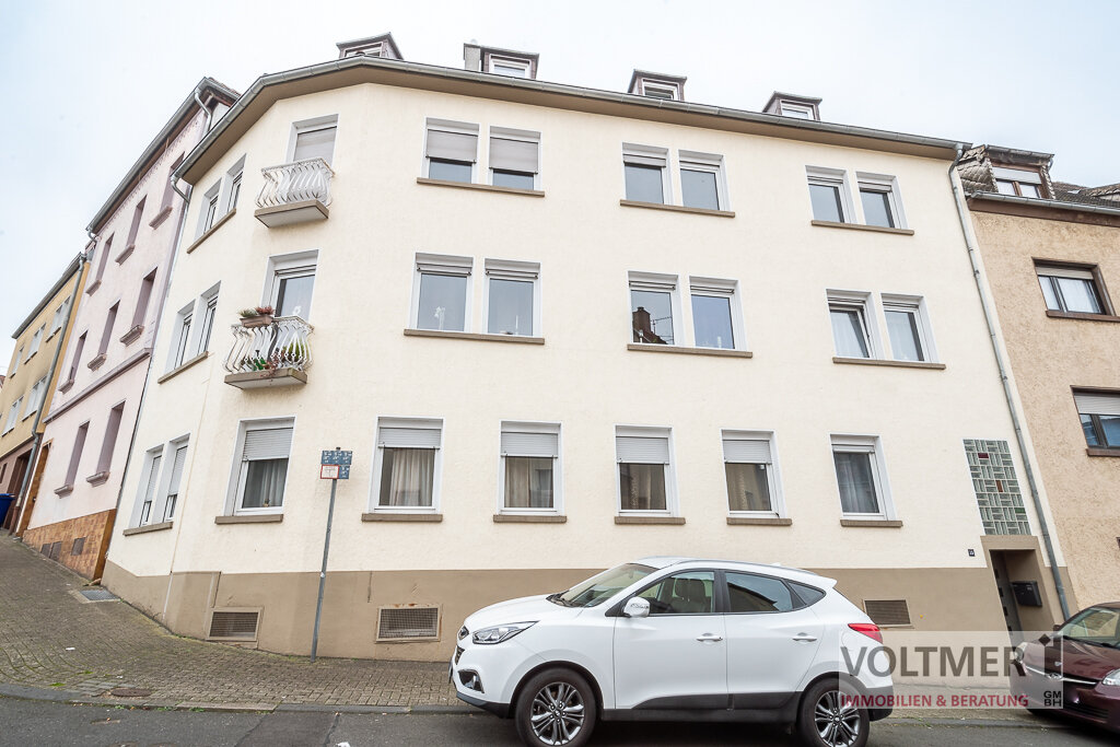 Wohnung zum Kauf 110.000 € 5 Zimmer 126,3 m²<br/>Wohnfläche 2.<br/>Geschoss Innenstadt Neunkirchen/Saar 66538