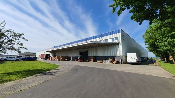 Lagerhalle zur Miete 3,50 € 9.547 m²<br/>Lagerfläche Bornweg Ober-Rosbach Rosbach vor der Höhe 61191