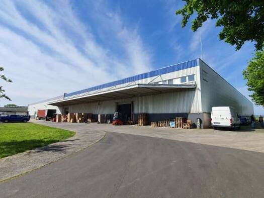 Lagerhalle zur Miete 3,50 € 9.547 m² Lagerfläche Bornweg Ober-Rosbach Rosbach vor der Höhe 61191