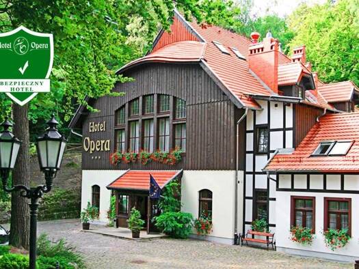 Hotel zum Kauf 3.890.000 € 3.171 m² Grundstück Zoppot 81-829