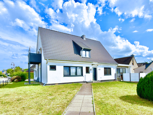 Mehrfamilienhaus zum Kauf als Kapitalanlage geeignet 749.000 € 12 Zimmer 281 m² 1.038 m² Grundstück Bassumer Straße 125 Brinkum Stuhr 28816