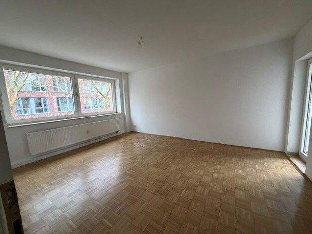 Wohnung zur Miete 498 € 2 Zimmer 53 m² 1. Geschoss frei ab 12.04.2026 Ostermannstr. 4 Nordviertel Essen 45141