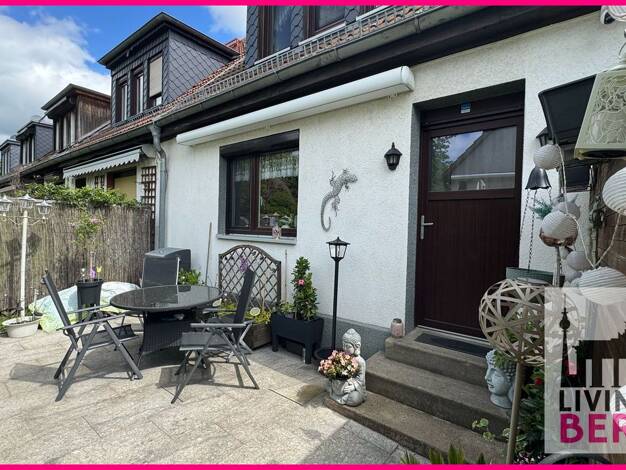 Reihenmittelhaus zum Kauf 450.000 € 4 Zimmer 108,9 m² 117 m² Grundstück Alt-Hohenschönhausen Lichtenberg 13053