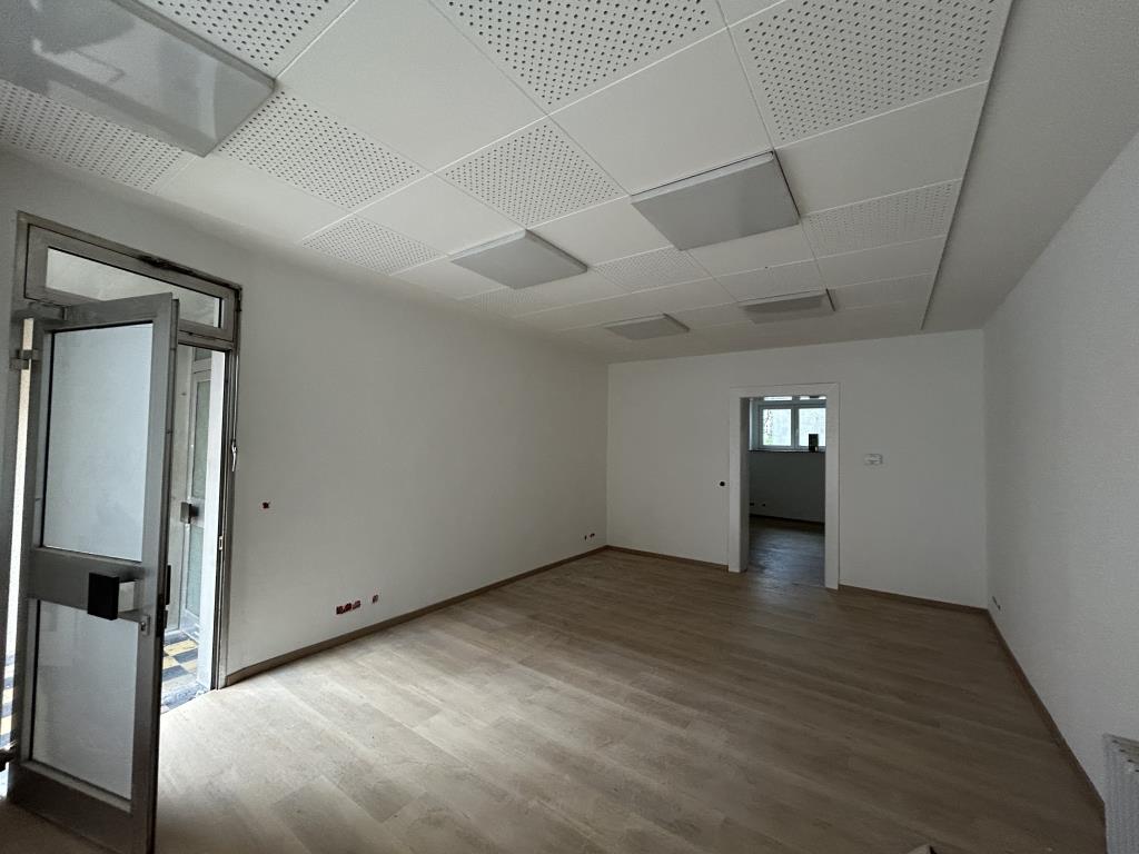 Bürofläche zur Miete 359 € 2 Zimmer 51,6 m²<br/>Bürofläche Mont-Cenis-Straße 315 Sodingen - Kern Herne 44627