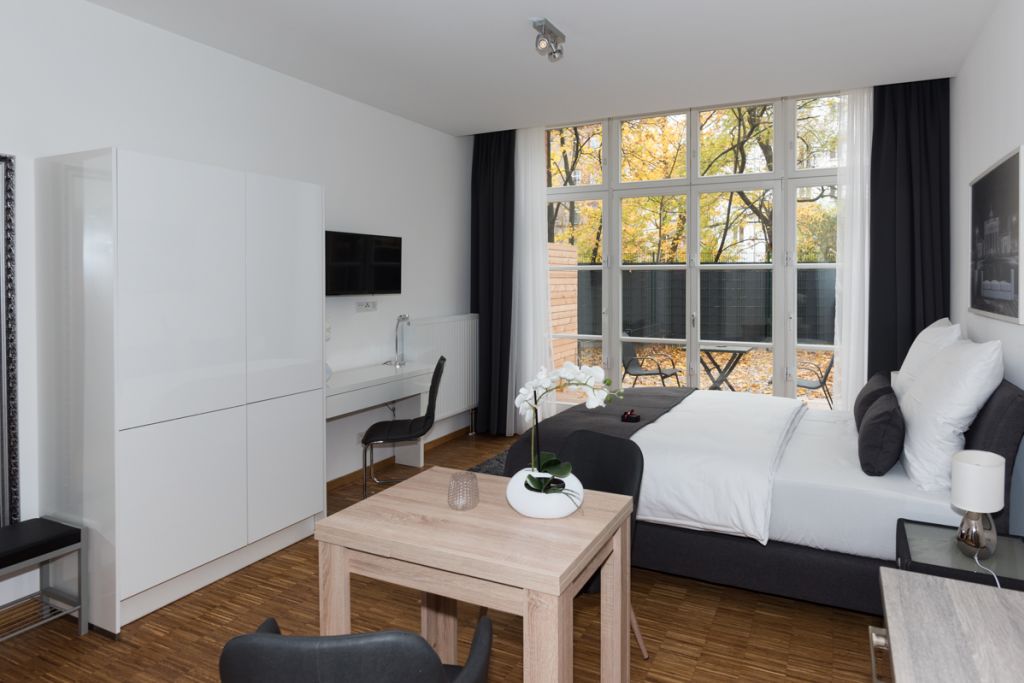 Wohnung zur Miete Wohnen auf Zeit 1.590 € 1 Zimmer 29 m²<br/>Wohnfläche 31.10.2024<br/>Verfügbarkeit Brunnenstraße Gesundbrunnen Berlin 10119