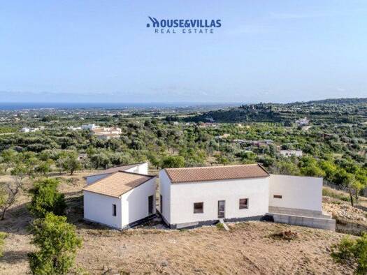 Haus zum Kauf 695.000 € 340 m² Avola 96012