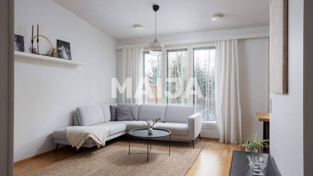 Reihenmittelhaus zum Kauf 199.000 € 3 Zimmer 74,5 m² 5.426 m² Grundstück Pärnäsenkuja 1 Jyväskylä 40250