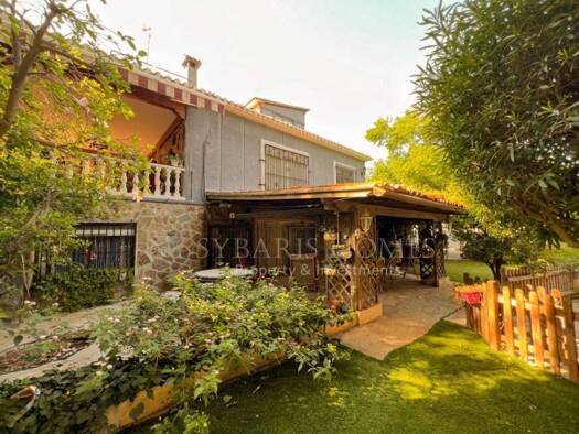 Chalet zum Kauf 649.900 € 5 Zimmer 253 m² 913 m² Grundstück Camí de les Bovetes al Mar 15H Dénia 03760
