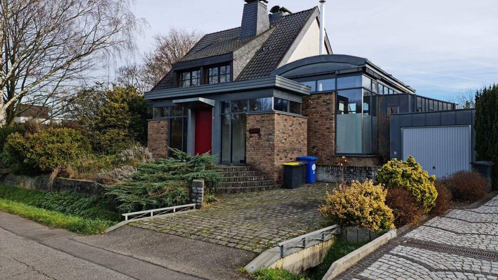 Einfamilienhaus zum Kauf 1.100.000 € 8 Zimmer 250 m² 1.100 m² Grundstück Korschenbroich 41352