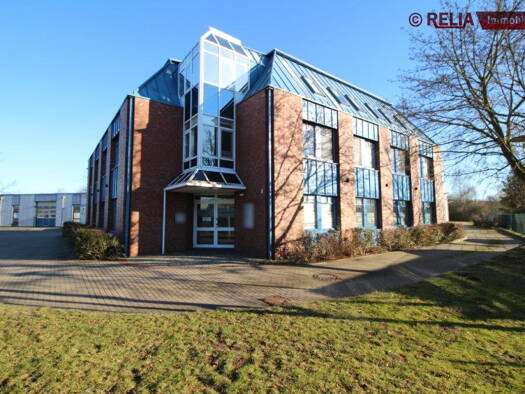 Büro zur Miete 407 m² Bürofläche teilbar von 180 m² bis 407 m² Am Augraben 2 Güstrow 18273