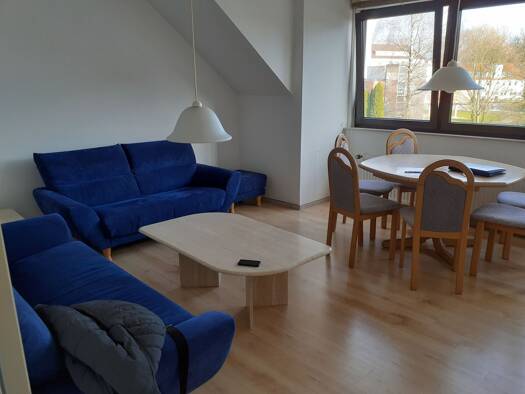 Wohnung zur Miete 360 € 2 Zimmer 55 m² Dachgeschoss, 2 Geschosse frei ab 15.11.2025 Lemgo Lemgo 32657