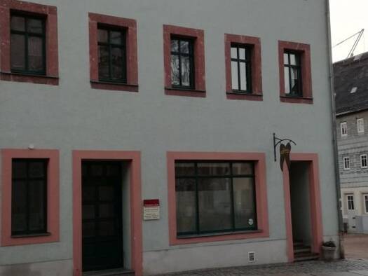 Wohnung zur Miete 393 € 3 Zimmer 67,2 m² 1. Geschoss Burgstraße 23 Rochlitz 09306