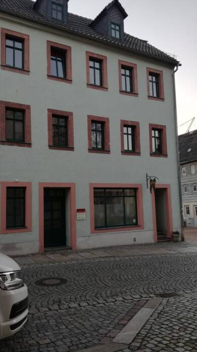 Wohnung zur Miete 393 € 3 Zimmer 67,2 m² 1. Geschoss Burgstraße 23 Rochlitz Rochlitz 09306