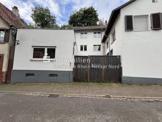 Mehrfamilienhaus zum Kauf als Kapitalanlage geeignet 465.000 € 259,4 m² 461 m² Grundstück Weinheim 69469