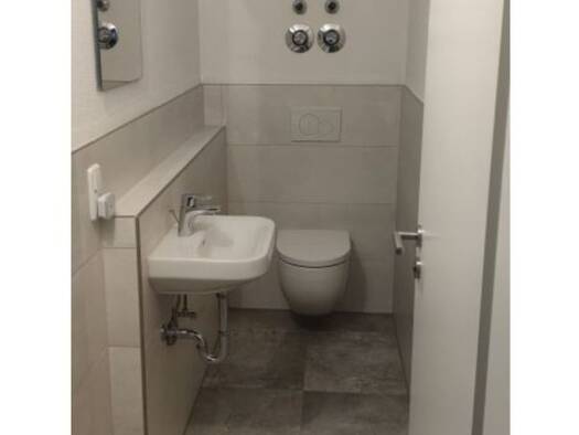 Wohnung zur Miete - Erstbezug 1.400 € 3 Zimmer 101 m² EG frei ab 01.10.2026 Herbststraße 9 Ergoldsbach Ergoldsbach 84061