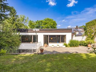 Bungalow zum Kauf 1.480.000 € 6 Zimmer 212 m² 530 m² Grundstück München 81475