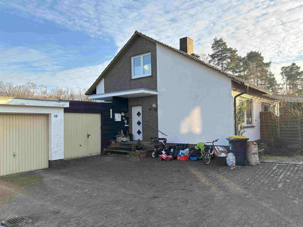 Einfamilienhaus zum Kauf 268.000 € 7 Zimmer 115,3 m²<br/>Wohnfläche 834 m²<br/>Grundstück Stadt Espelkamp 32339