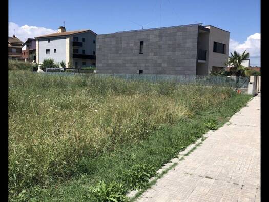 Wohn- und Gewerbegrundstück zum Kauf 136.000 € Navarcles 08270