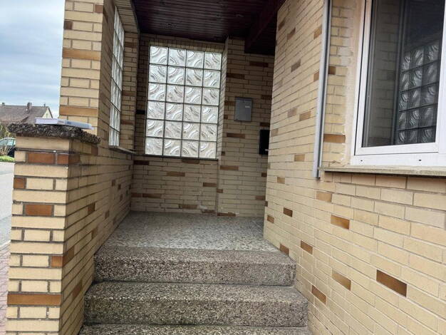 Wohnung zur Miete 713 € 4 Zimmer 115 m² 1. Geschoss frei ab 01.05.2026 Am Breiten 2 Ammensen Delligsen 31073