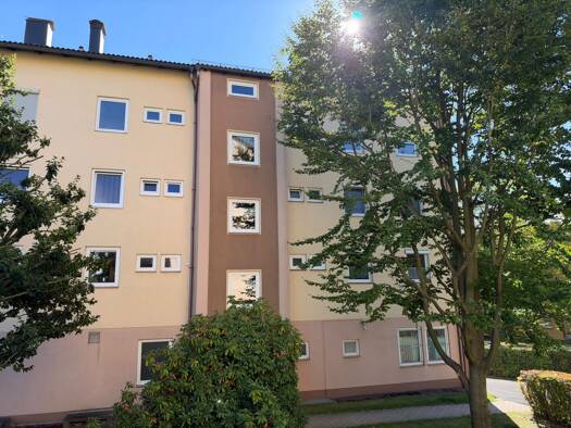 Wohnung zum Kauf 95.000 € 2,5 Zimmer 70 m² 3. Geschoss frei ab sofort Wunsiedel Wunsiedel 95632